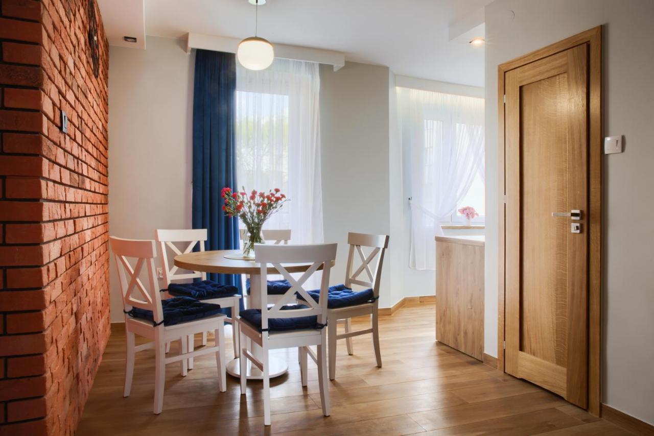 Apart-Wita Wadowice Extérieur photo